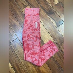 Gymshark - Adapt Camo - Red - size XS